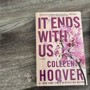 'It Ends With Us' Novel -Colleen Hoover